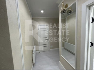 Apartament cu 2 camere, 68 m², Centru, Chișinău foto 5