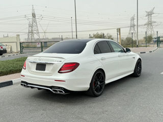 Mercedes E-Class foto 7