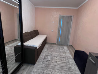 Apartament cu 3 camere, 78 m², Sculeni, Chișinău foto 2