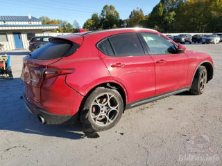 Alfa Romeo Stelvio foto 3