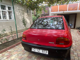 Mazda 121 foto 5