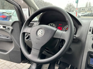 Volkswagen Touran foto 11