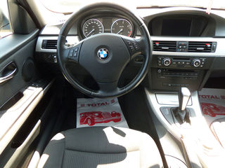 BMW 3 Series foto 6