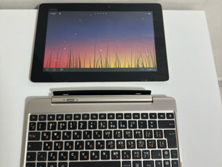 Asus Transformer PAD TF 700 T foto 2