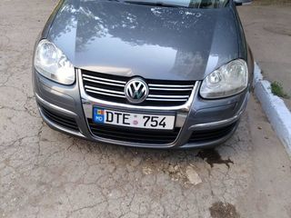 Volkswagen Jetta foto 1