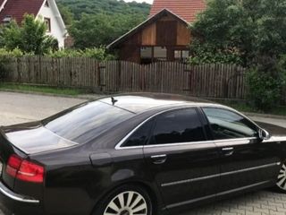 Audi A8 foto 3