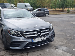 Mercedes E-Class foto 2