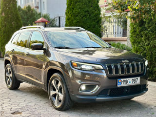 Jeep Cherokee foto 2