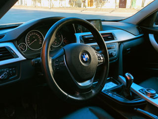 BMW 3 Series foto 8