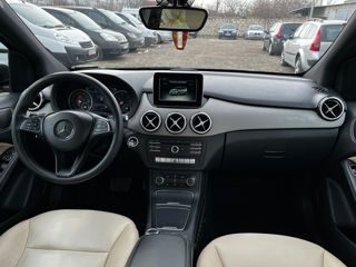 Mercedes B-Class foto 9