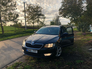 Skoda Octavia foto 1