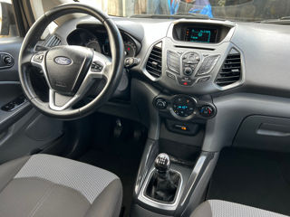 Ford EcoSport foto 8