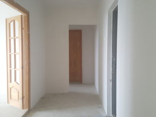 De vinzare apartament cu 2 odai in casa nou construita cu IX nivele foto 5