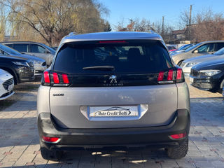 Peugeot 5008 foto 5