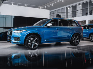 Volvo XC90 foto 1