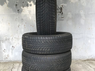 R17/65/235 Michelin (Iarna)