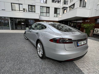 Tesla Model S foto 5