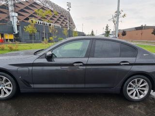 BMW 5 Series foto 5