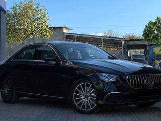 Mercedes E-Class foto 3