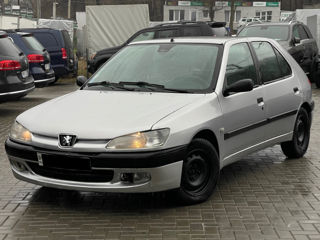 Peugeot 306