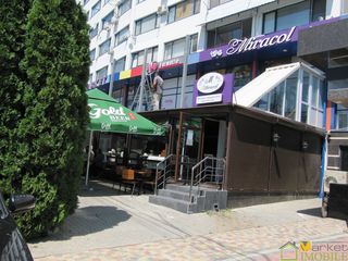 Бывший ресторан и бар с террасой в центре г.Ставчены по ул. Унирий 20 foto 10