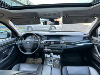 BMW 5 Series foto 8