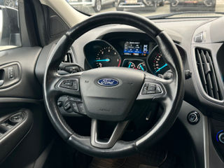 Ford Kuga foto 11