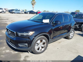 Volvo XC40 foto 3