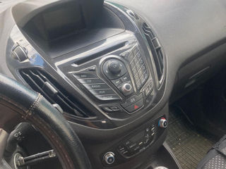 Ford Tourneo Courier foto 3