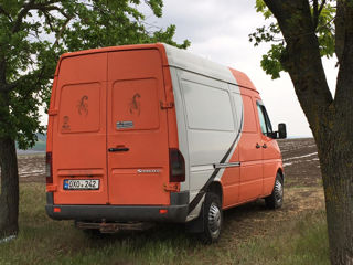 Mercedes 313 foto 4