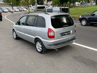 Opel Zafira foto 8