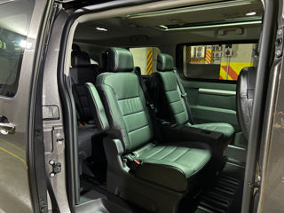 Peugeot Traveller foto 15