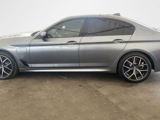 BMW 5 Series foto 5