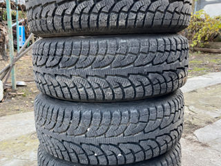 Hankook 225/60 R17 Зима