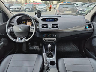 Renault Megane foto 8