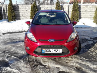 Ford Fiesta foto 7