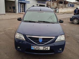 Dacia Logan foto 2