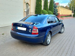 Skoda Superb foto 4