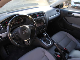 Volkswagen Jetta foto 10