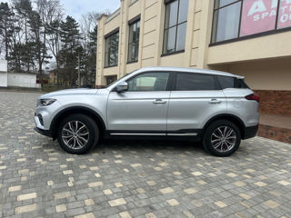 Geely Atlas Pro foto 1