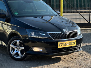 Skoda Fabia foto 2