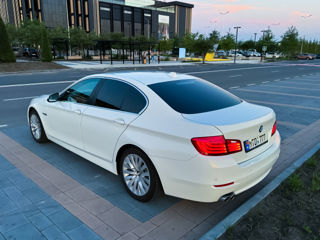 BMW 5 Series foto 5