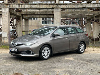 Toyota Auris foto 2