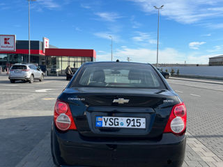 Chevrolet Aveo foto 5