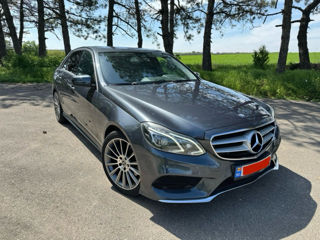 Mercedes E-Class foto 2