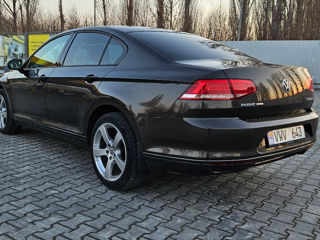 Volkswagen Passat foto 6