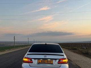 Mercedes E-Class foto 4