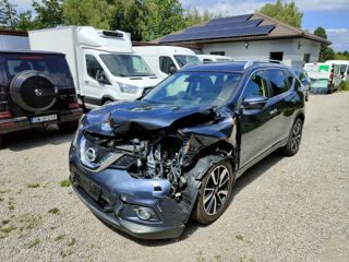 Nissan X-Trail foto 2