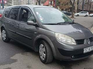 Renault Grand Scenic foto 6