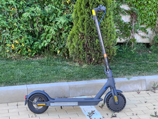 Trotineta electrica Xiaomi Mi Electric Scooter 3 foto 0